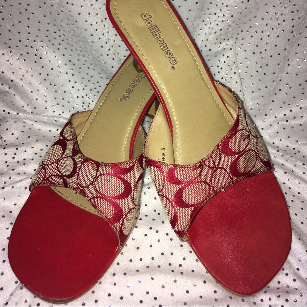 EUC Dollhouse Red Patterned Wooden Heels